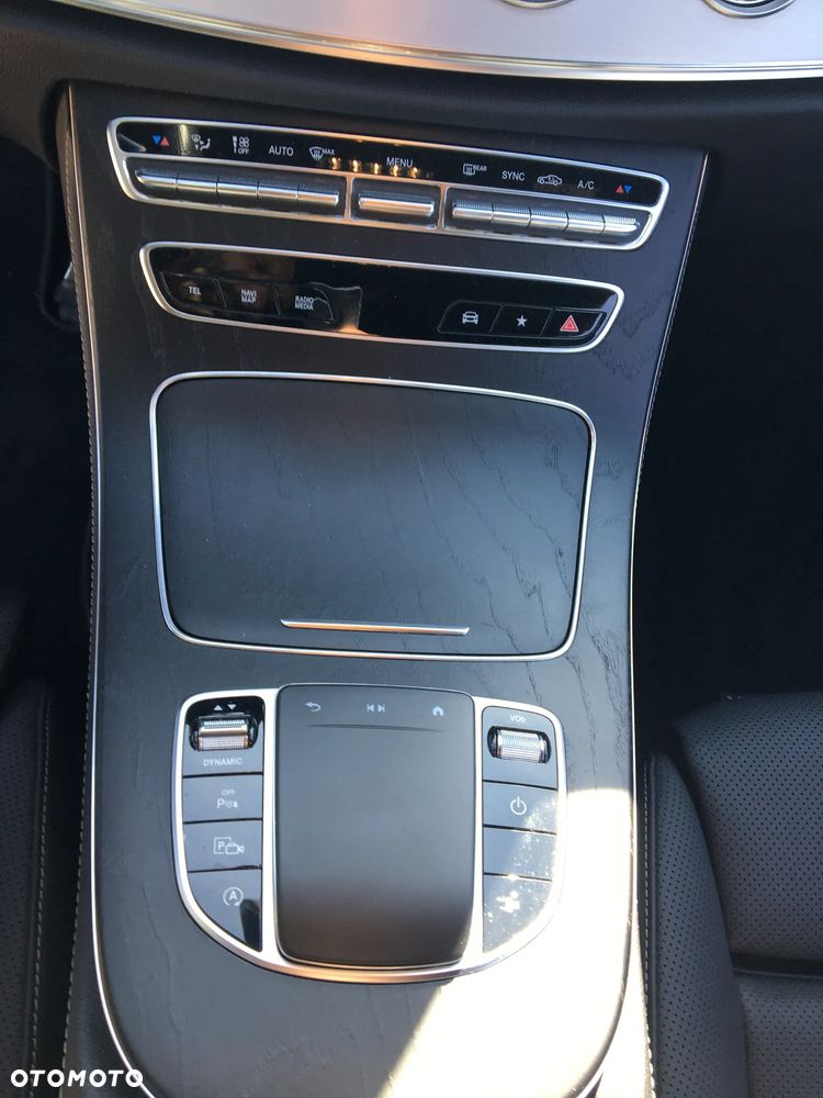 Mercedes-Benz Klasa E 400 d 4-Matic AMG - 8