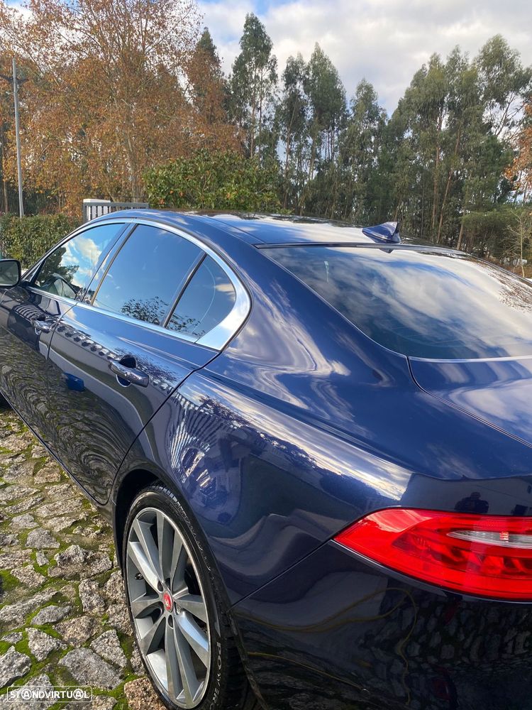 Jaguar XE 2.0 D Prestige Aut. - 27