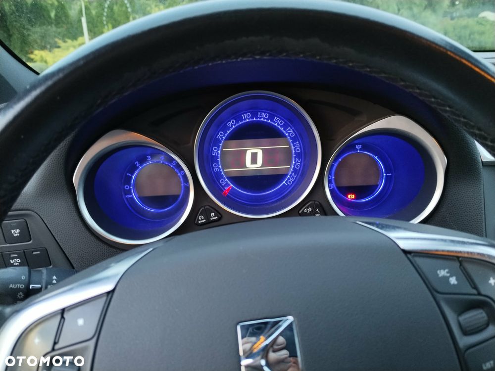 Citroën DS4 1.6 HDi SoChic - 15