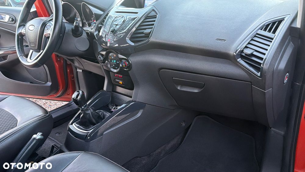 Ford EcoSport 1.0 EcoBoost TITANIUM X - 26