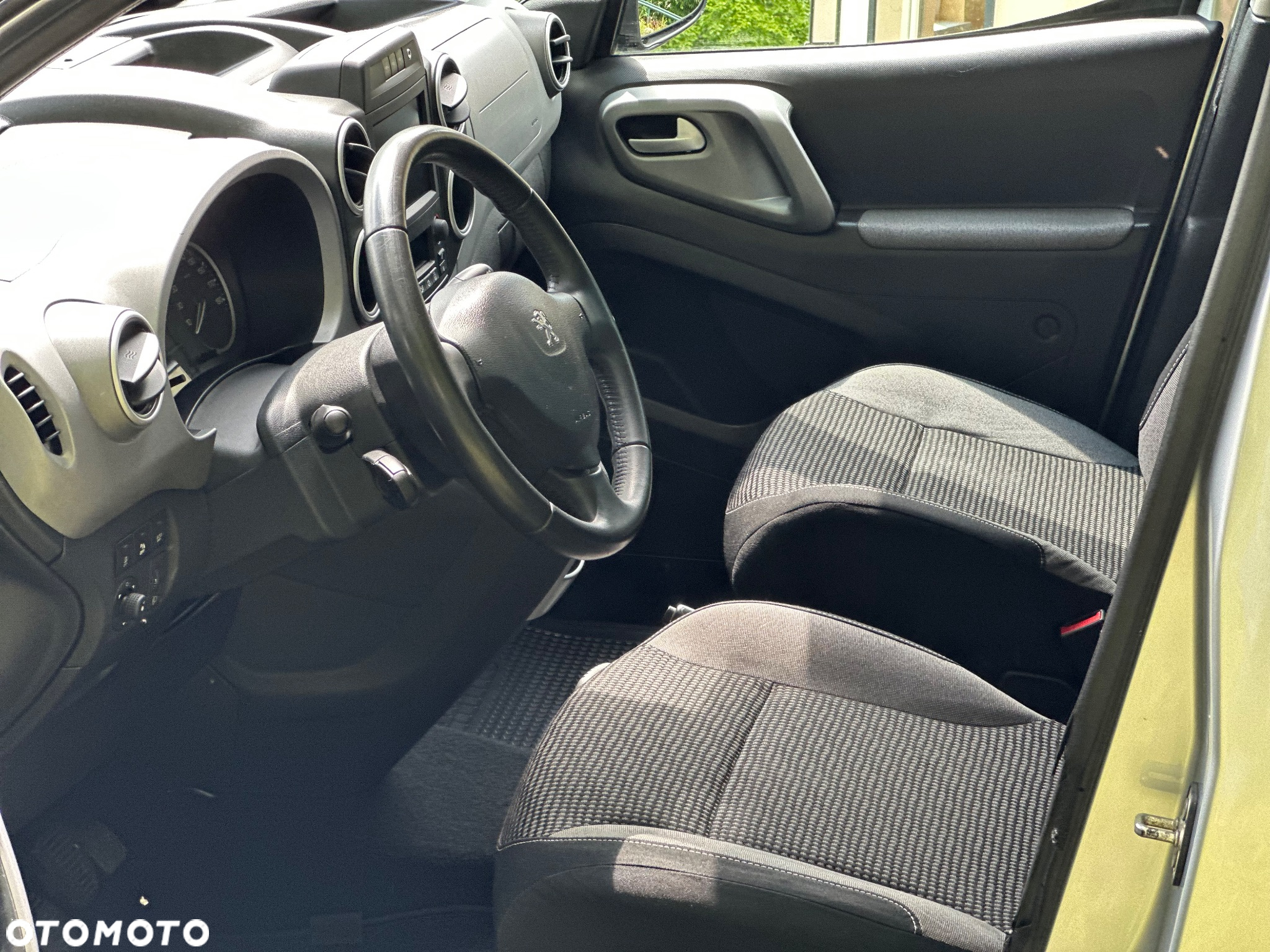 Peugeot Partner 1.6 BlueHDi Outdoor S&S - 3