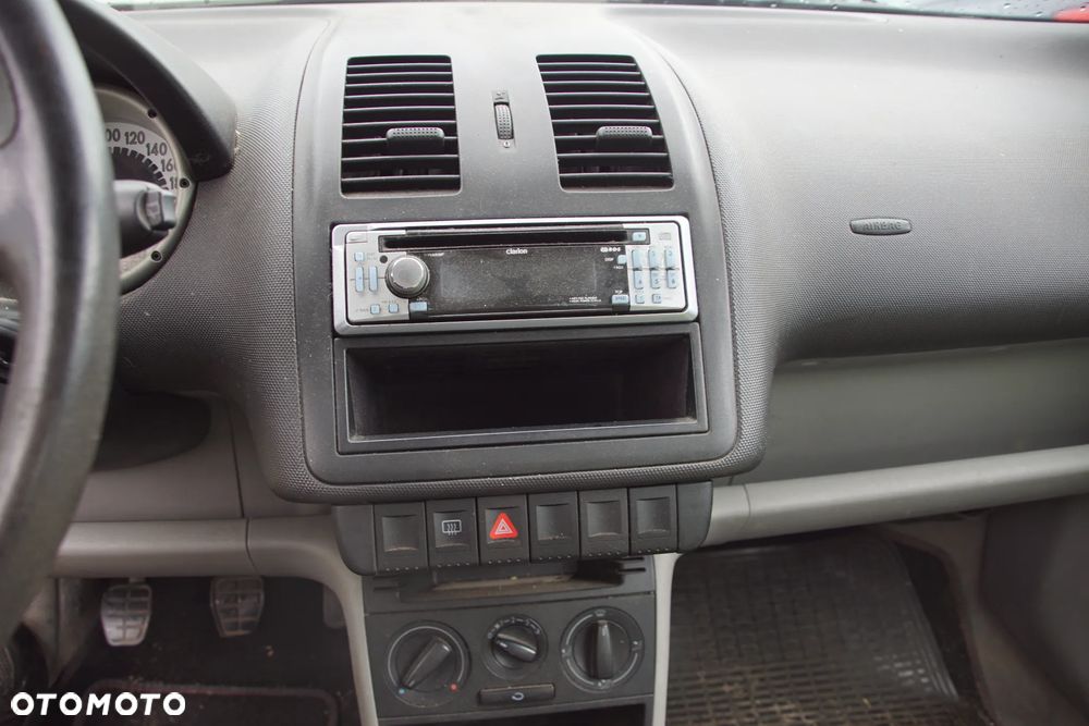 Auto na części - Volkswagen Lupo 1.0 MPI 50 KM ALL DKG LR6A 1998R Silnik Skrzynia Drzwi Maska Błotnik Zderzak Klapa Lampa Lusterko Klamka Szyba Deska Kokpit Sterownik Moduł Czujnik Licznik Panel Kierownica - 11