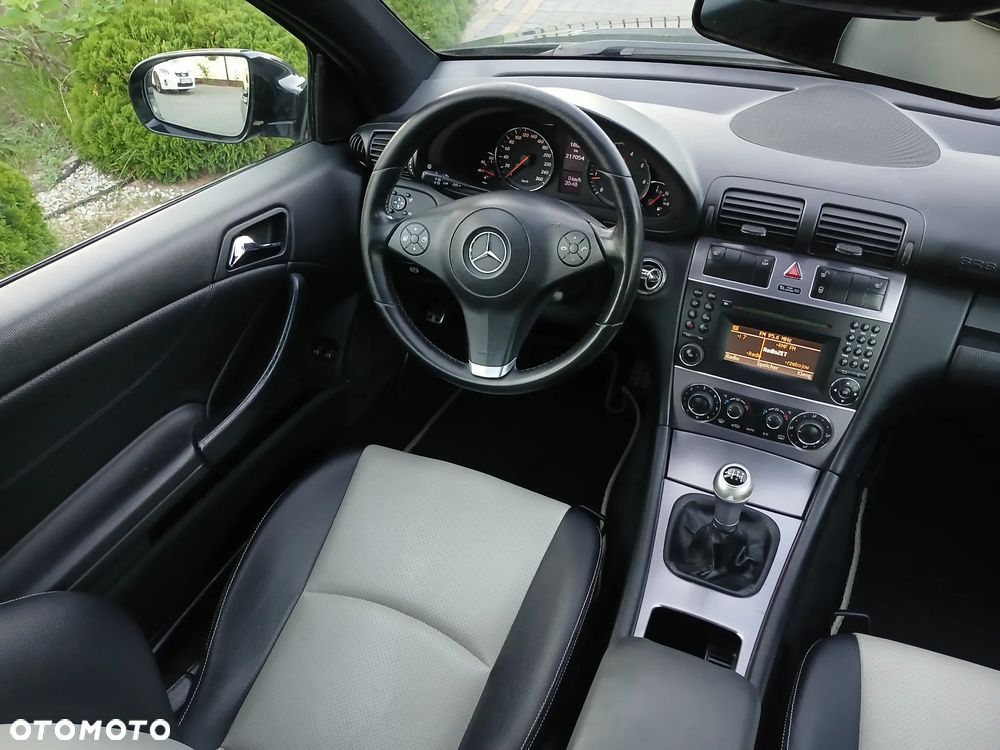 Mercedes-Benz CLC - 25