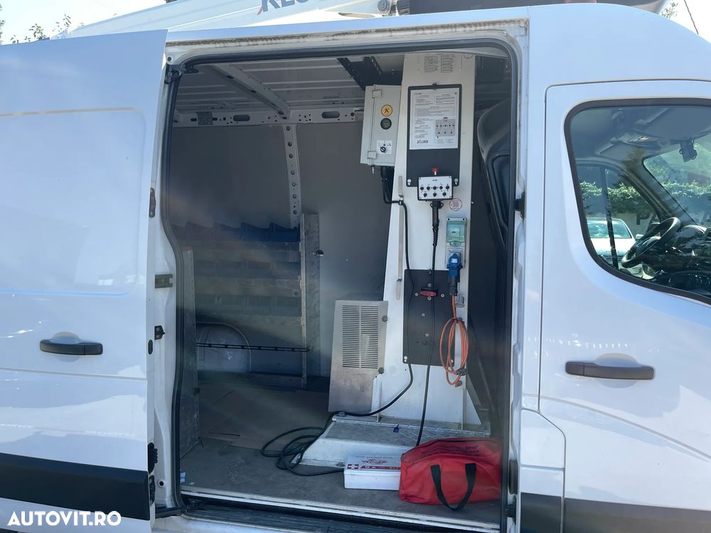 Renault Master - 10