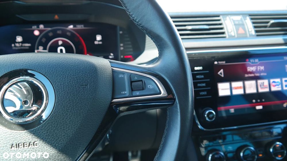 Skoda Superb 2.0 TDI SCR 4x4 Scout DSG - 19