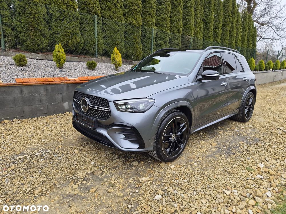 Mercedes-Benz GLE - 1
