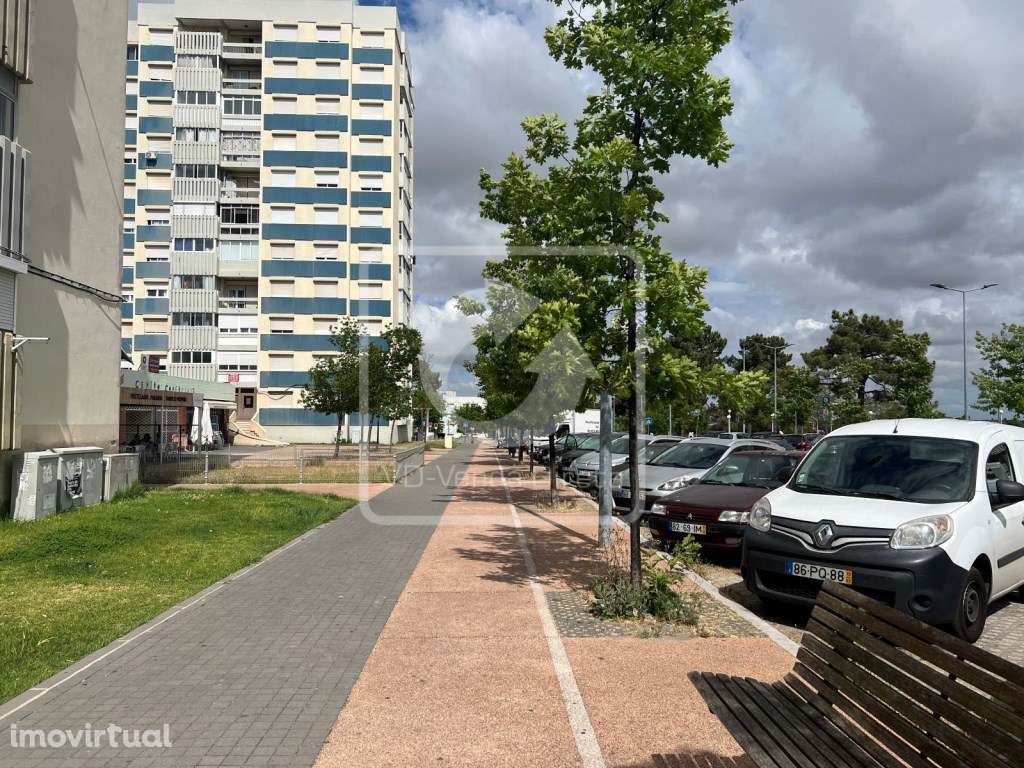 Apartamento T3 com 96 m² em Santo António da Charneca, Barreiro. - Grande imagem: 3/16