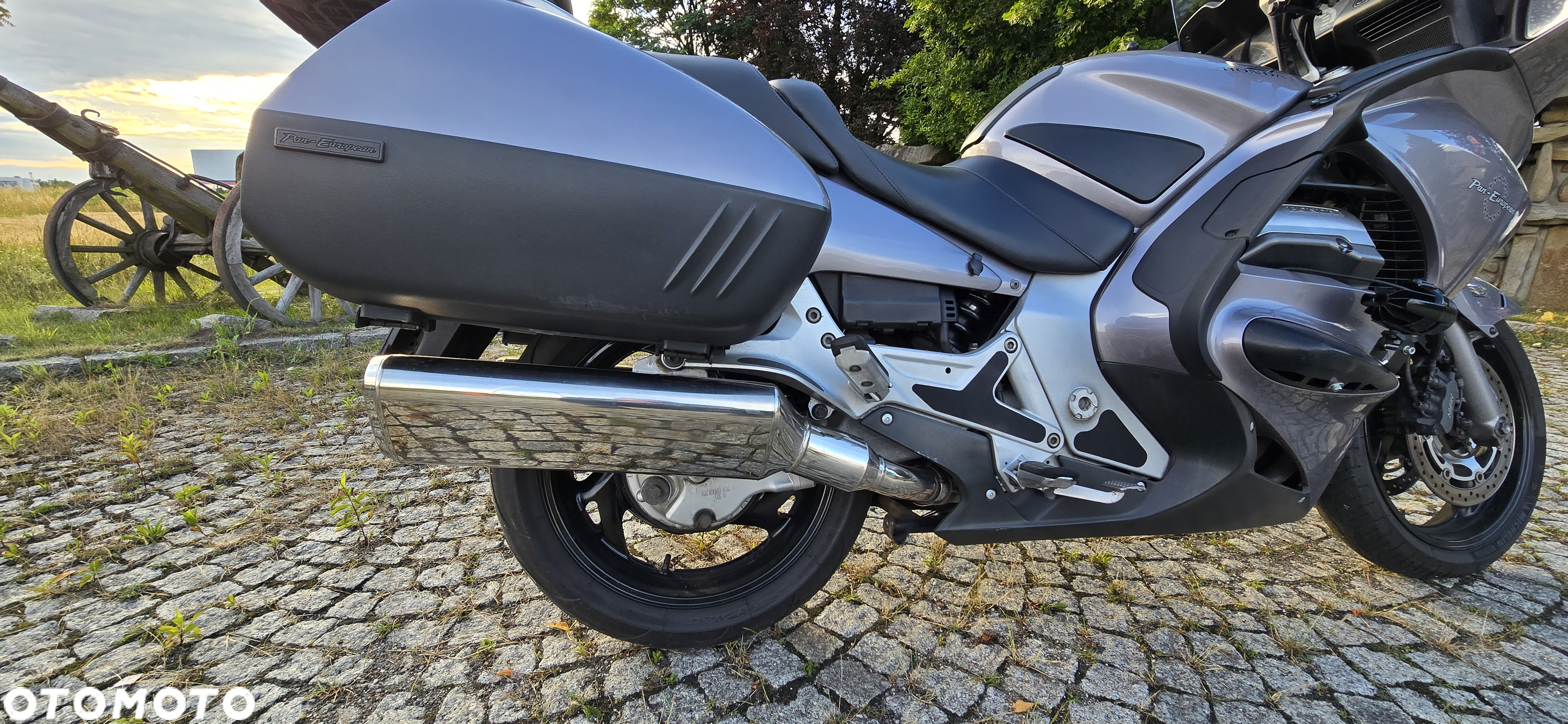 Honda ST - 10