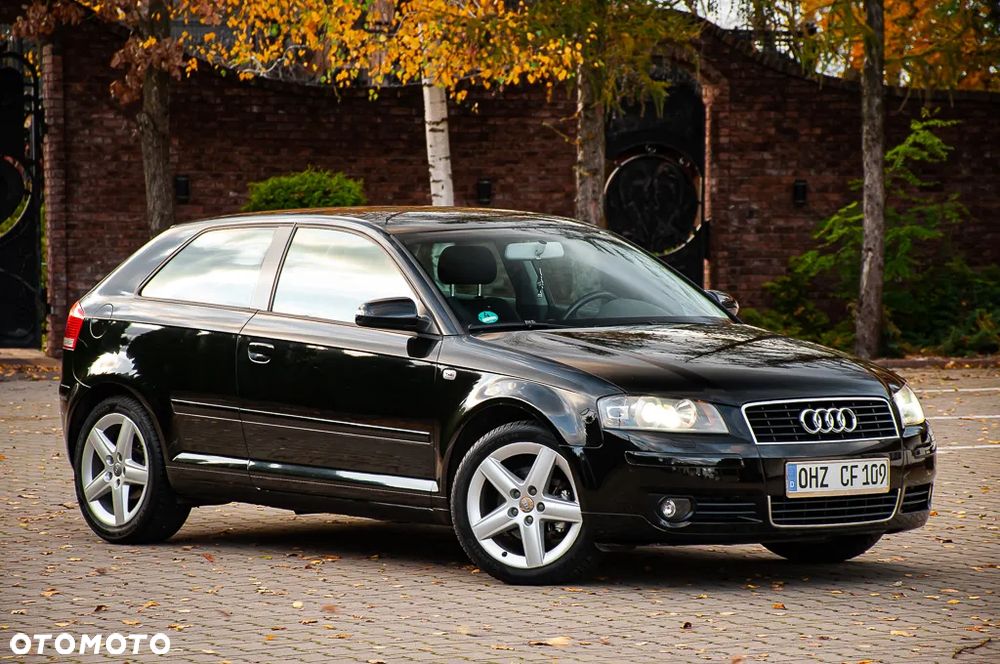 Audi A3 3-drzwiowe 2.0 FSI Attraction - 4