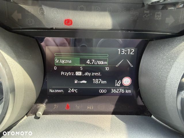 Toyota Yaris - 8
