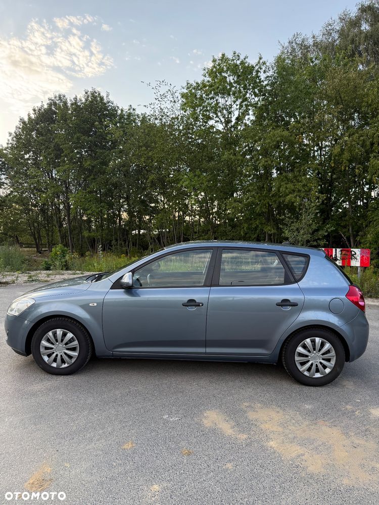 Kia Ceed 1.4 CVVT LX - 2