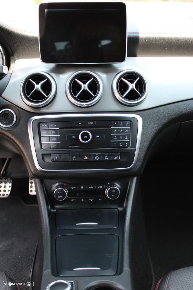Mercedes-Benz CLA 220 (CDI) d 7G-DCT AMG Line - 21