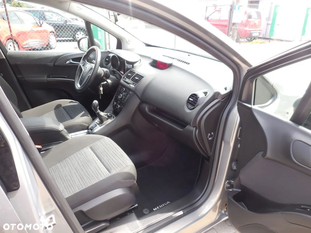 Opel Meriva - 9