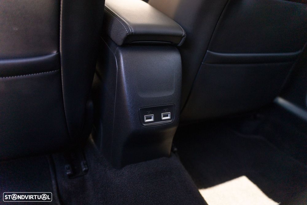 Peugeot 2008 1.2 PureTech Allure - 29