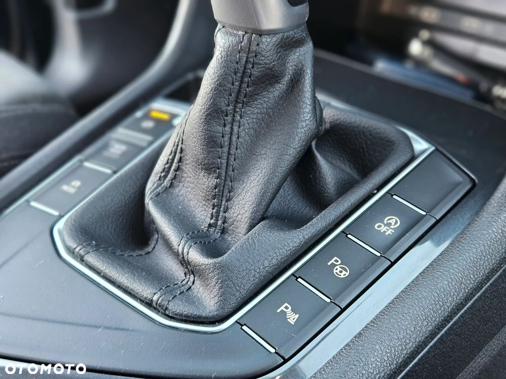 Volkswagen Tiguan 1.5 TSI EVO Elegance DSG - 25