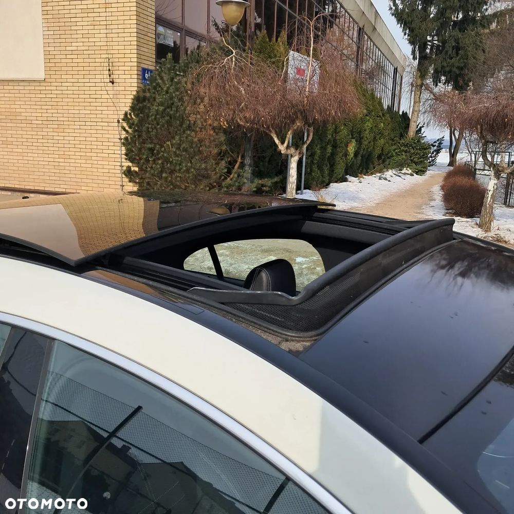 Mercedes-Benz CLA 180 - 9