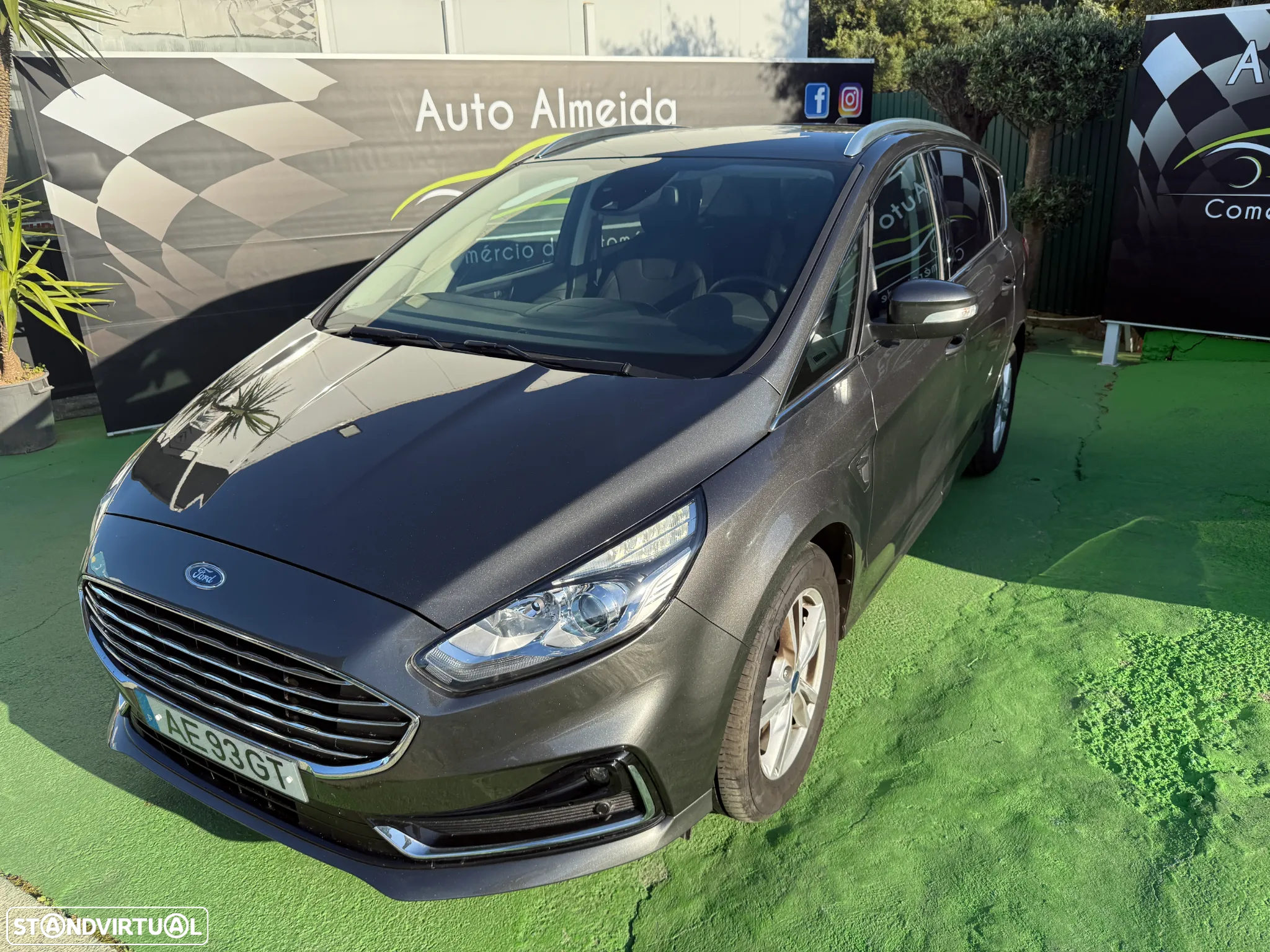 Ford S-Max 2.0 TDCi Titanium - 3