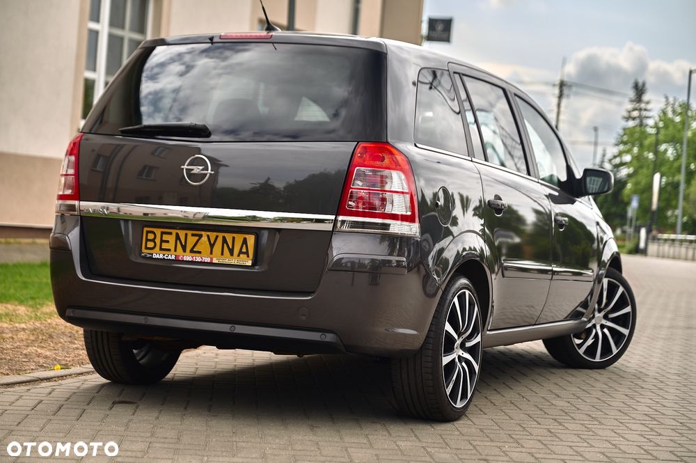 Opel Zafira 1.8 16V Comfort - 2