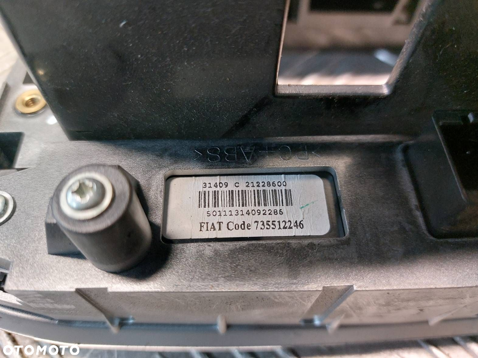 OSŁONA RAMKA RADIA FIAT PUNTO EVO 7355122390 735512246 735489669 - 4