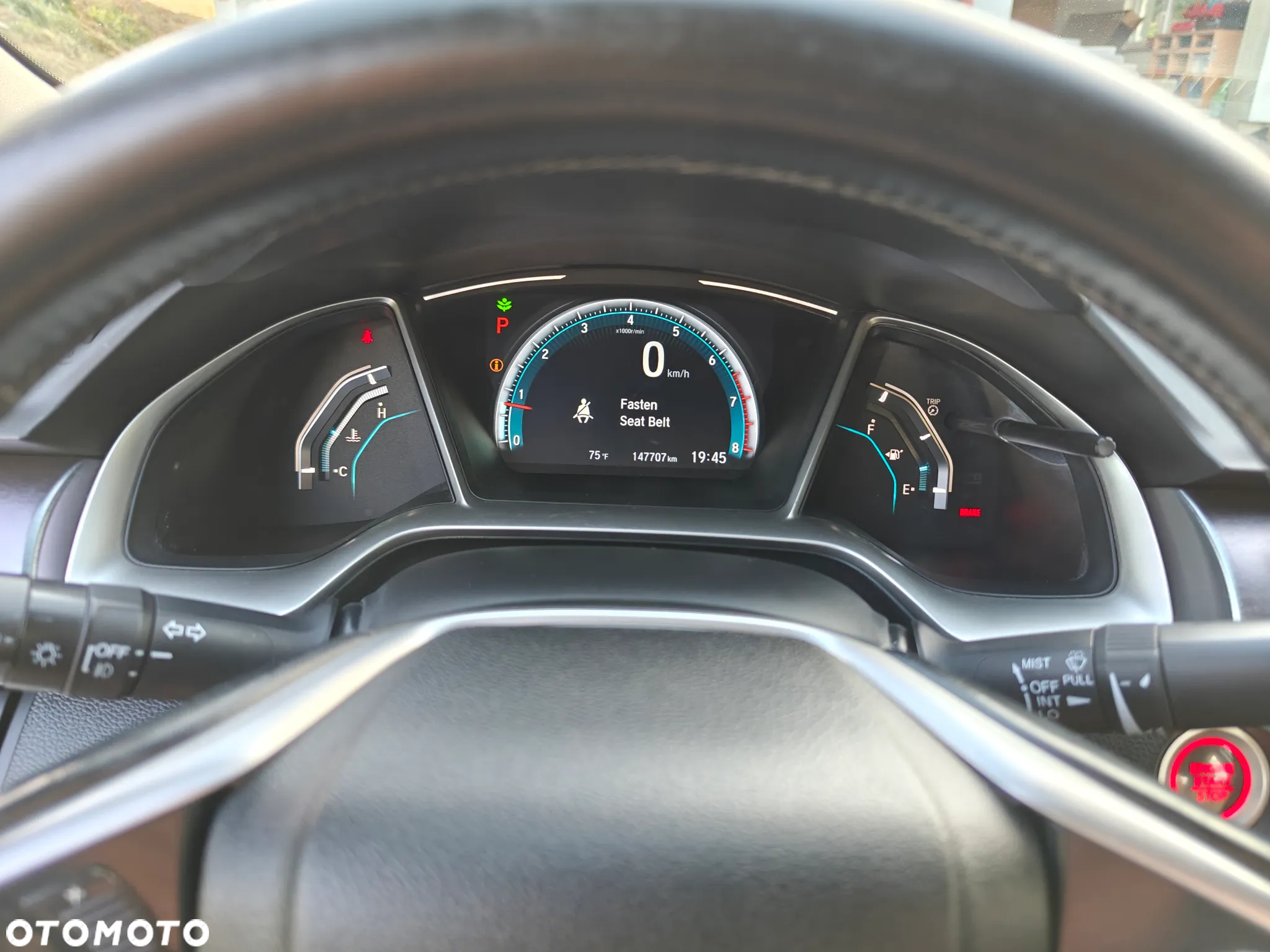 Honda Civic 1.5 i-VTEC Turbo CVT Elegance - 4