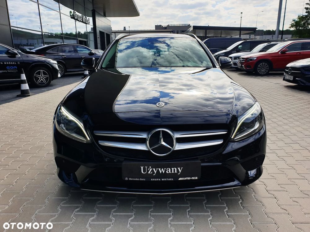 Mercedes-Benz Klasa C 180 T 9G-TRONIC Avantgarde - 2