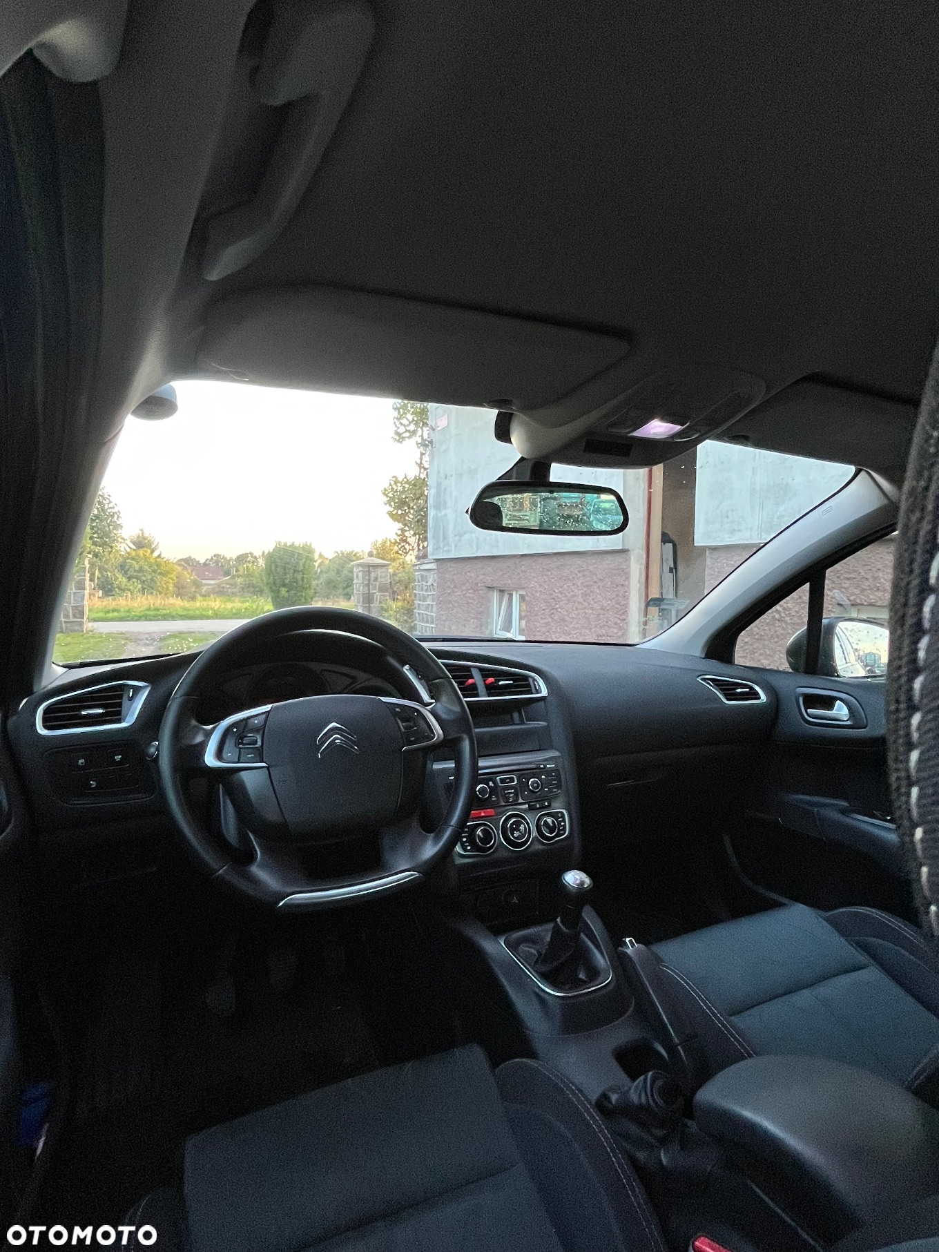 Citroën C4 1.6 HDi Attraction - 13