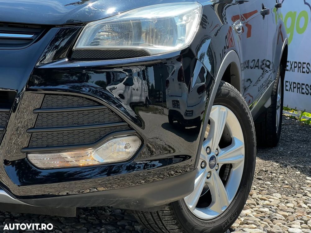 Ford Kuga - 11