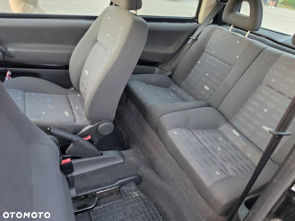 Volkswagen Lupo 1.0 - 9