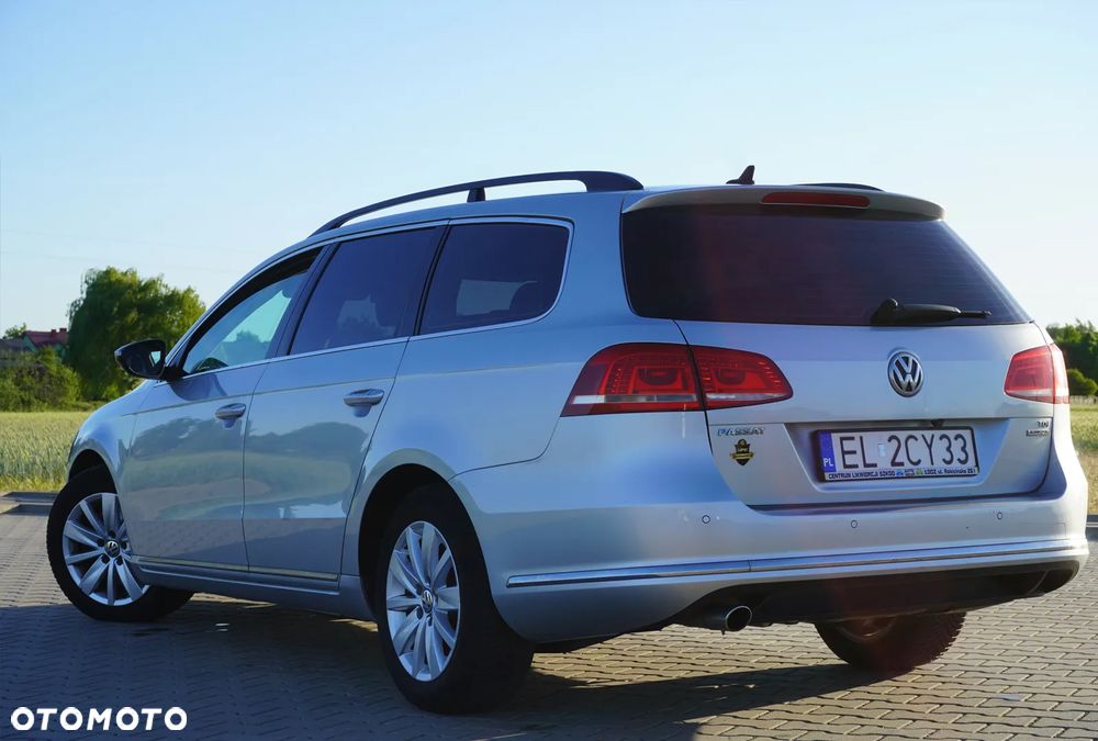Volkswagen Passat 1.6 TDI Comfortline - 3