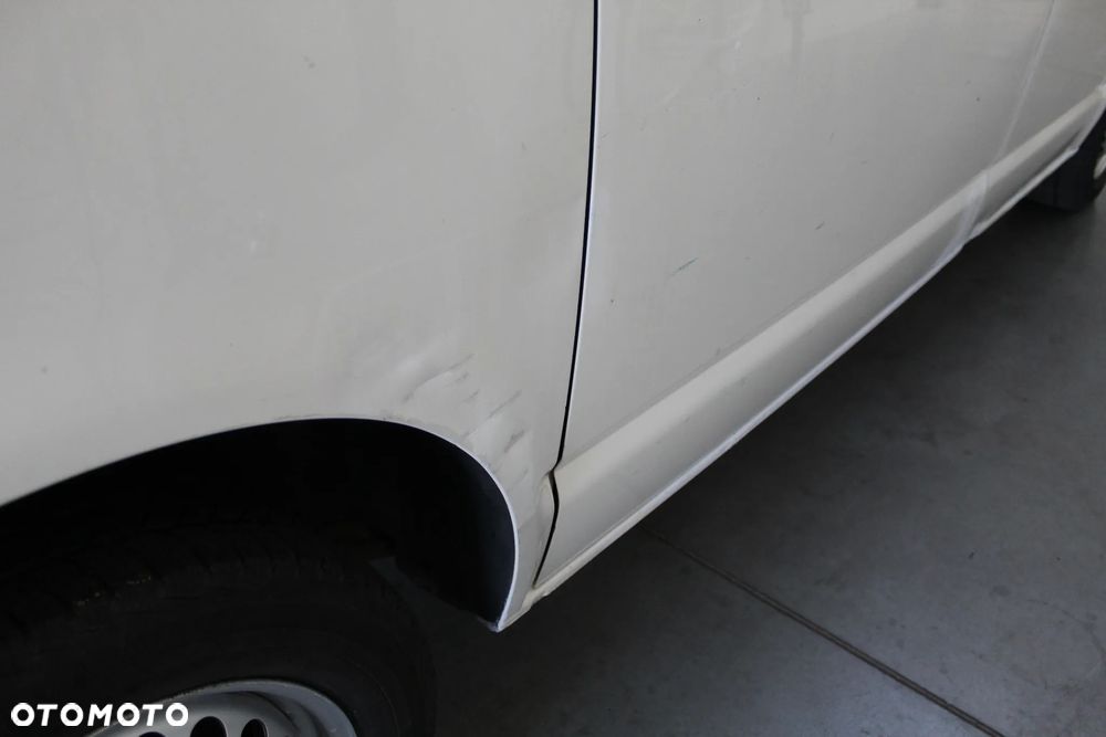 Volkswagen Transporter T5 - 16