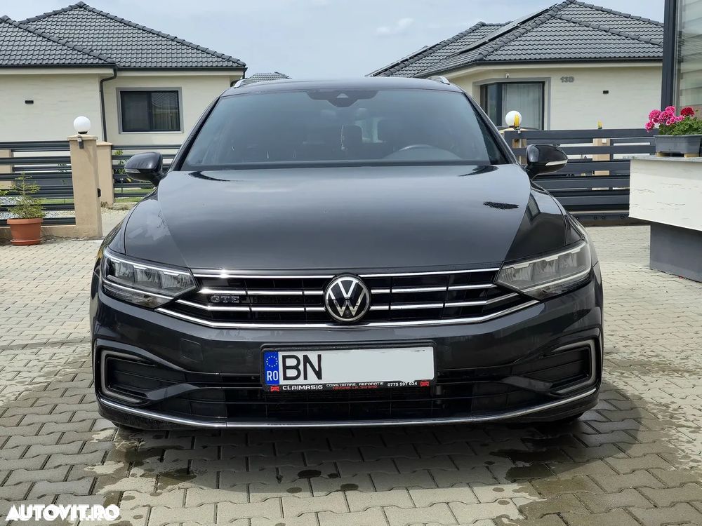 Volkswagen Passat - 25