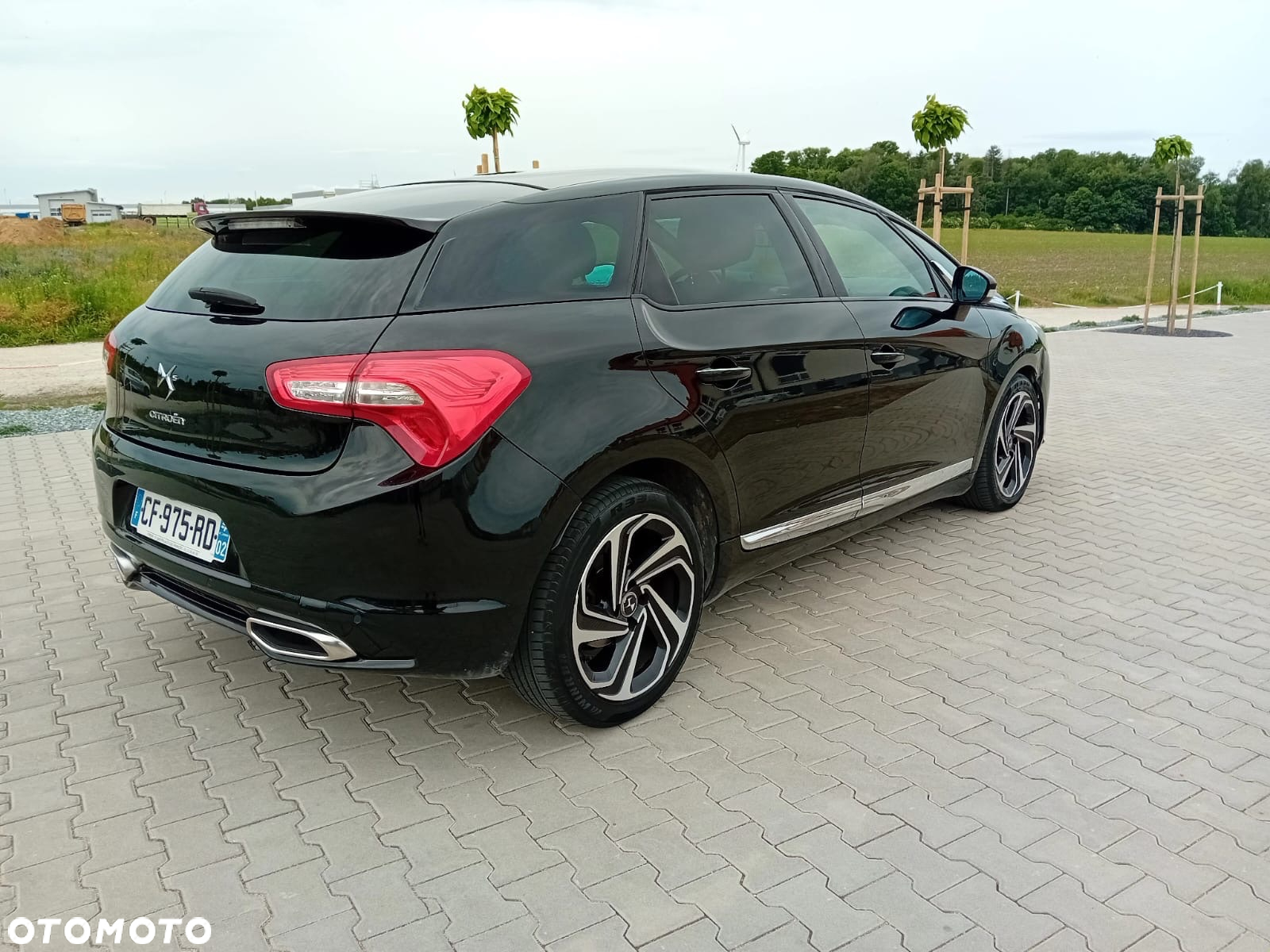 Citroën DS5 HDi 165 SportChic - 2
