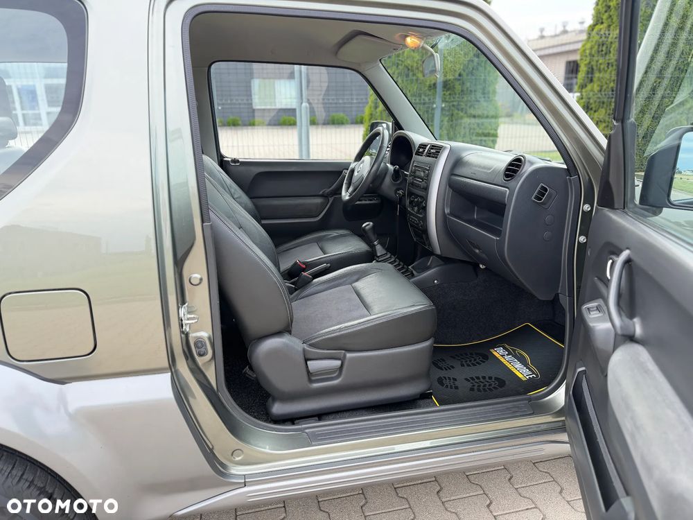 Suzuki Jimny Style Ranger - 38