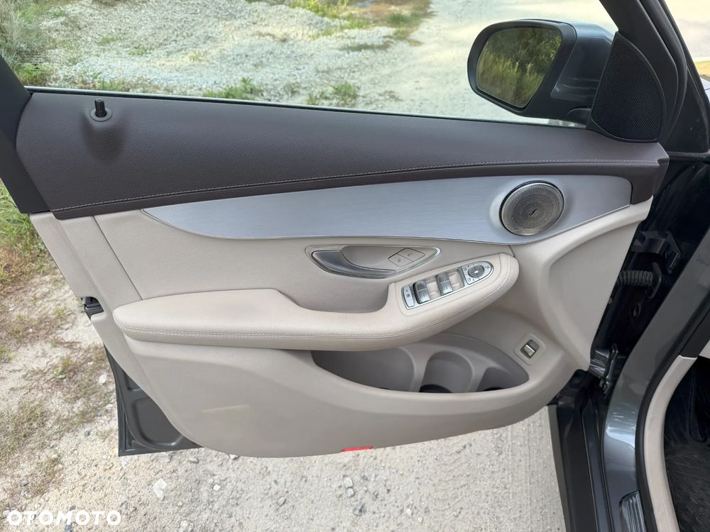 Mercedes-Benz GLC Coupe 250 4-Matic - 30