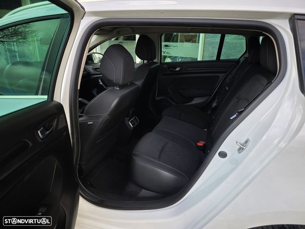 Renault Mégane Sport Tourer 1.3 TCe Limited - 8