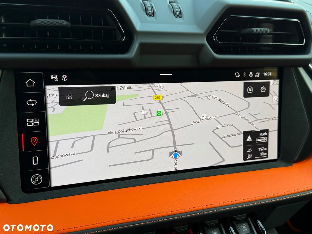 Lamborghini Urus - 30