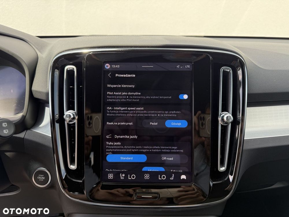 Volvo XC 40 - 23