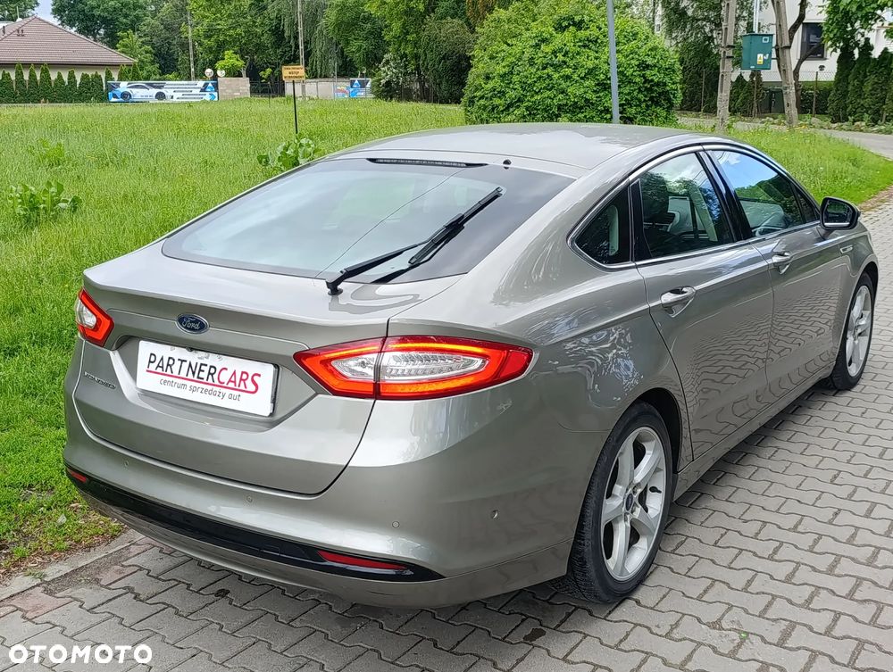 Ford Mondeo 2.0 TDCi Titanium PowerShift - 6
