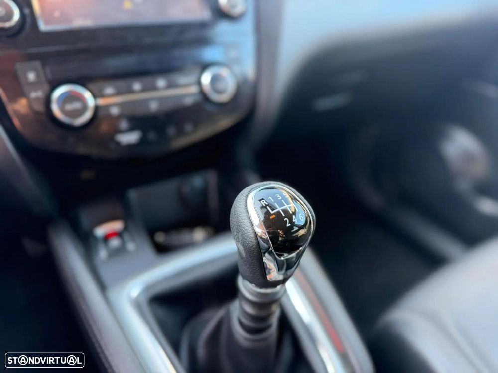 Nissan Qashqai 1.5 dCi Acenta Connect - 6