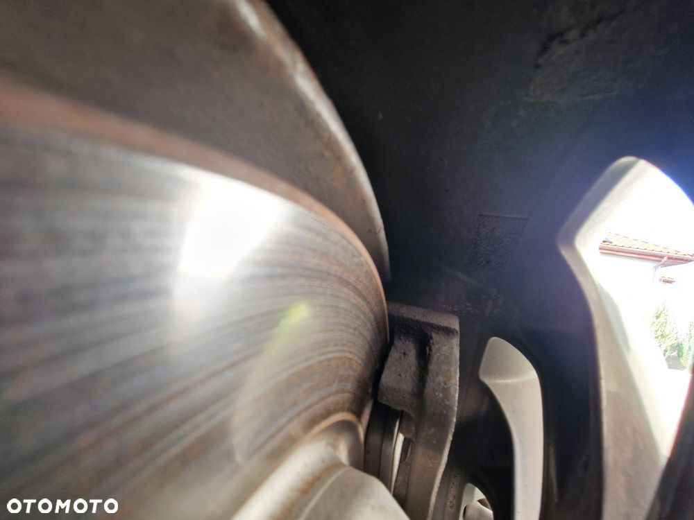 Ford Mondeo - 21