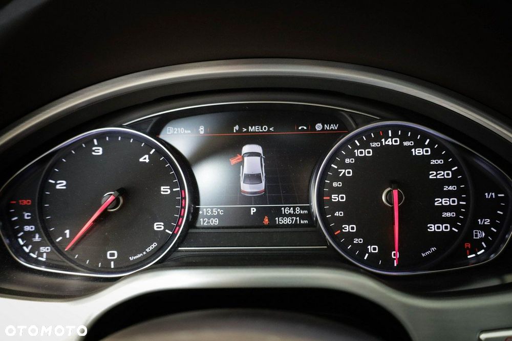 Audi A8 - 25