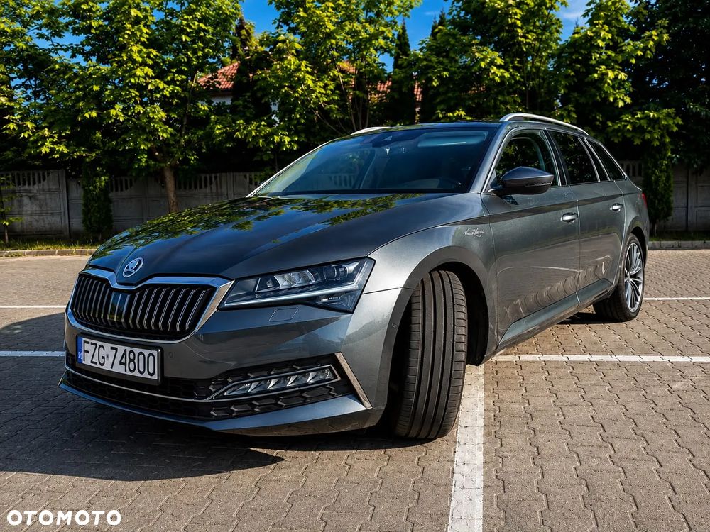 Skoda Superb 2.0 TDI SCR 4x4 L&K DSG - 1