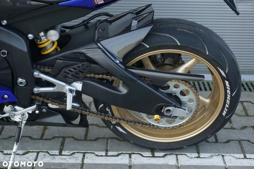 Yamaha YZF - 22