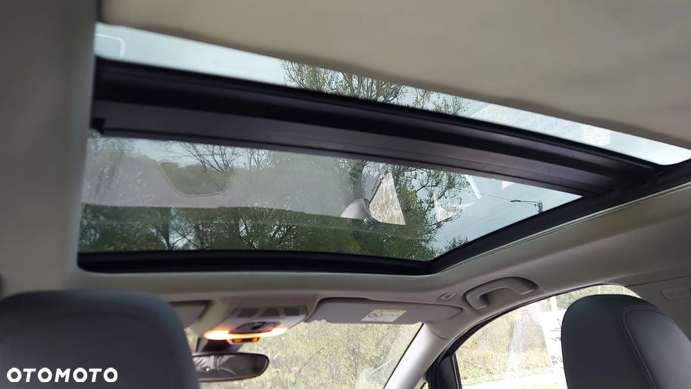 BMW Seria 2 218d Active Tourer - 16