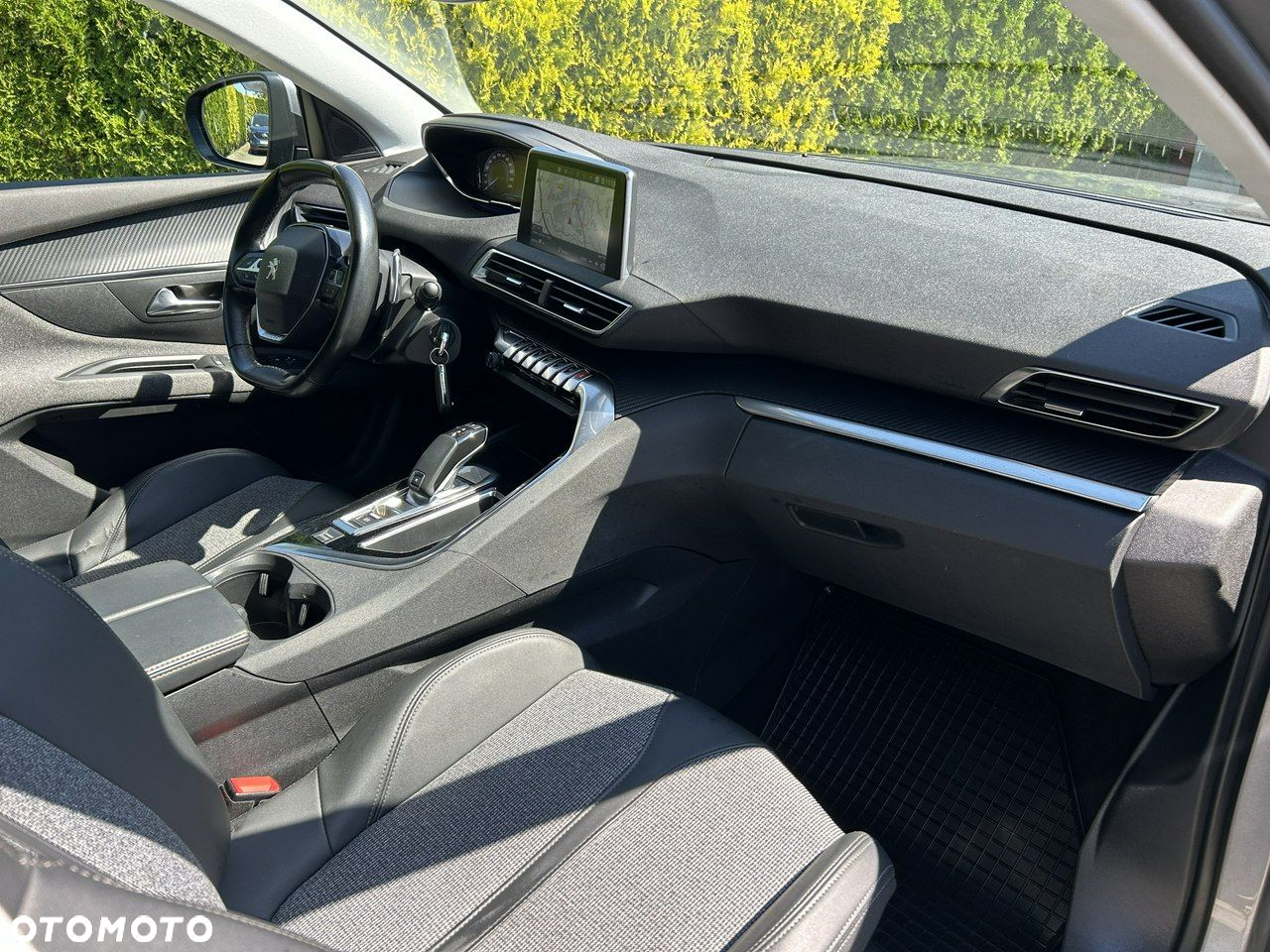 Peugeot 5008 BlueHDI 130 EAT8 Allure - 16