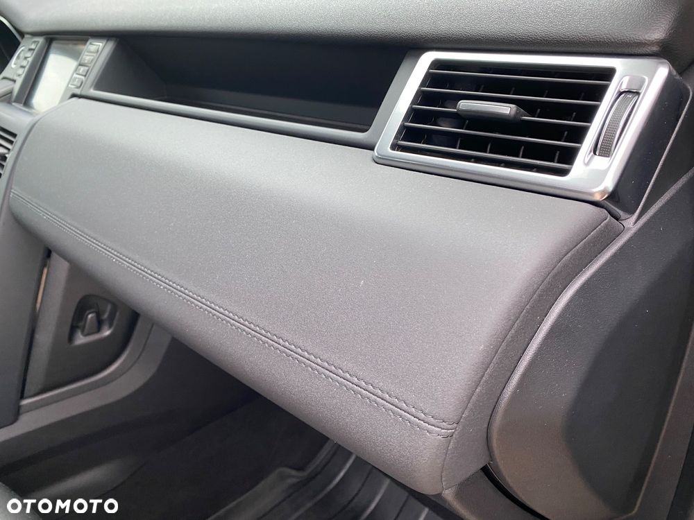 Land Rover Discovery Sport - 21