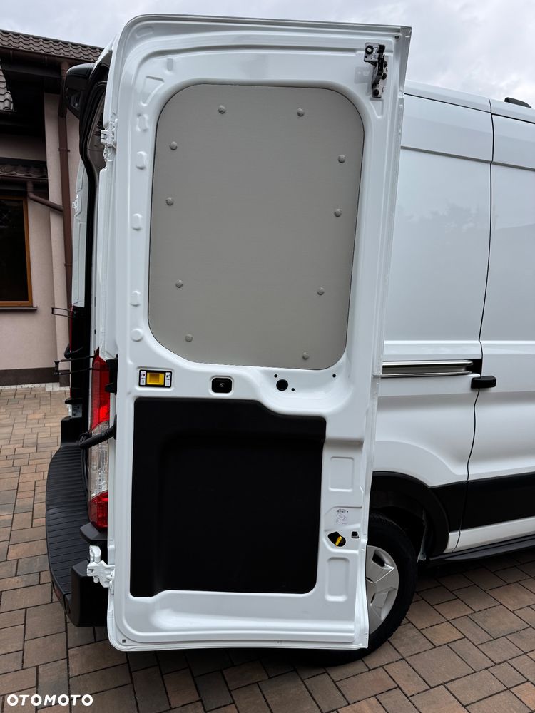 Ford Transit - 19