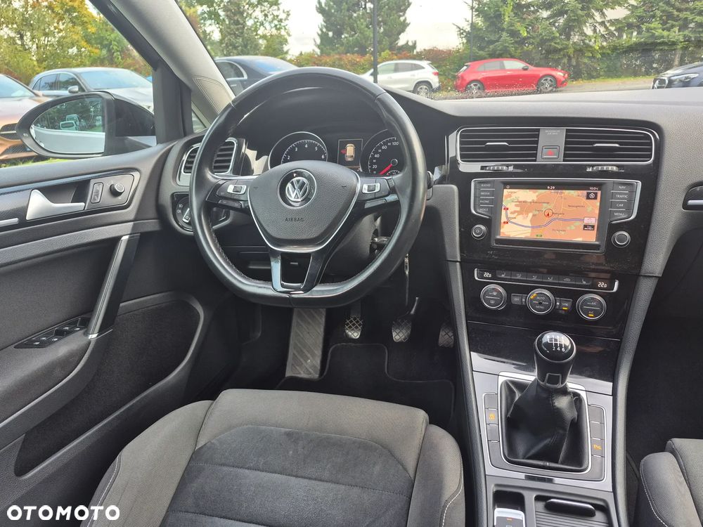 Volkswagen Golf VII 1.4 TSI BMT Highline - 17