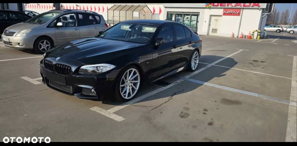 BMW Seria 5 528i - 10