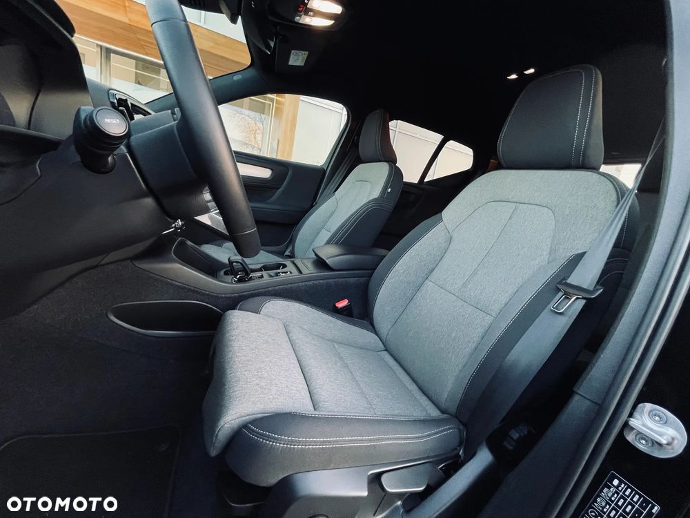 Volvo XC 40 B3 Core - 19